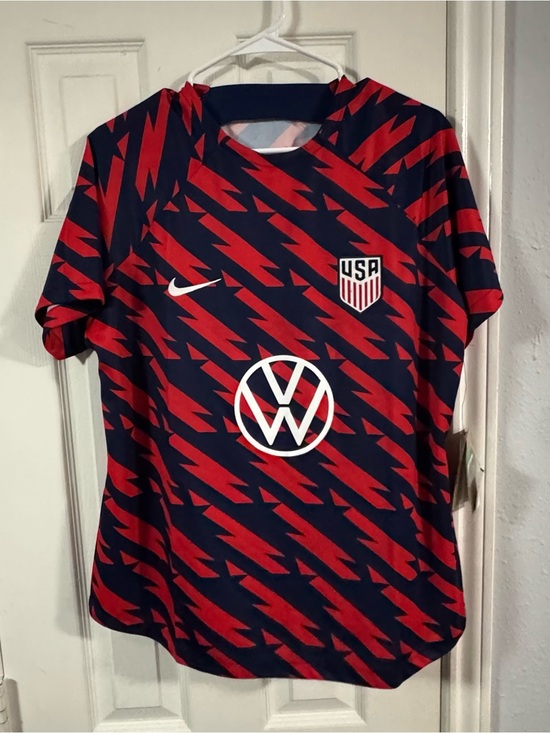 Nike Tops - Women's Nike USWNT 2023 VW Pre-Match Jersey size XL
New with tags